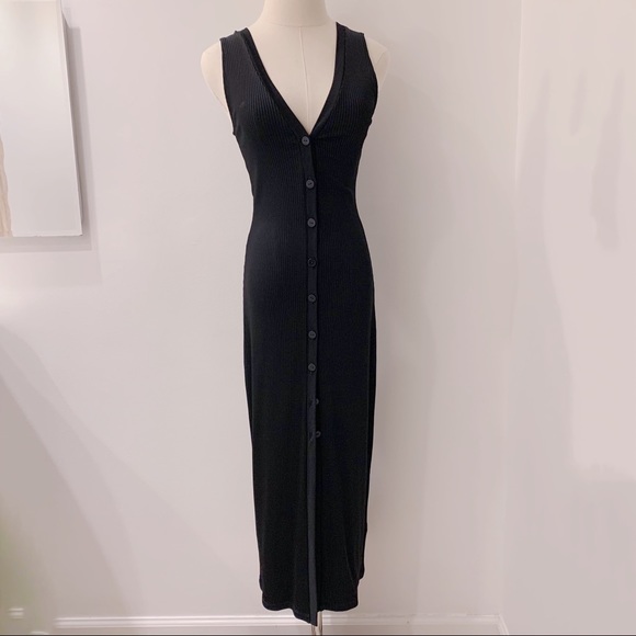 Aritzia Dresses & Skirts - Noire Aritzia Jayce Dress